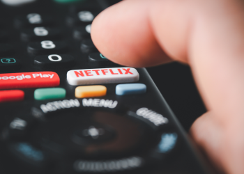 יבואני טלוויזיות פנו ל-free tv  ובדקו אפשרות להוסיף כפתור ייעודי שלה בשלט