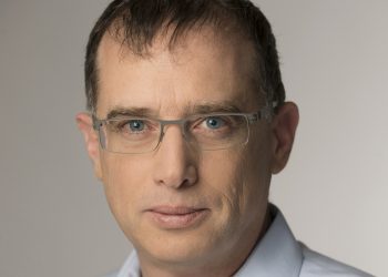 נורית קנטור מונתה כממלאת מקום של רן גוראון למורת רוחם של הסמנכ"לים הוותיקים בחברה