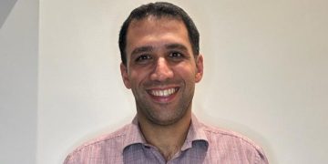 קרעי לא מתכוון לוותר על מועמדותו של אלעד מלכא לתפקיד מנכ"ל משרד התקשורת