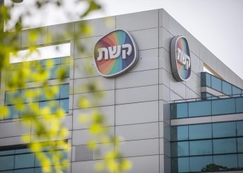 יס ופלאפון בחרם פרסומות ב – 12 ובמקביל פיצוץ בין קשת ויס על המשך הסכם השידורים