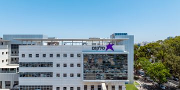 בעקבות עזיבת ניר יוגב: גדי אטיאס קיבל האחריות לפיתוח העסקי בסלקום ולאריסה כהן את הרגולציה