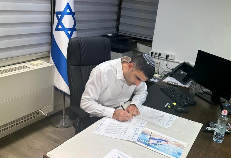 שר התקשורת שלמה קרעי צילום דוברות המשרד