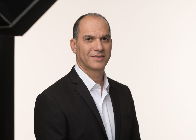 שרון עזרא סמנכ"ל פתרונות לעסקים בזק בינלאומי צילום יונתן בלום