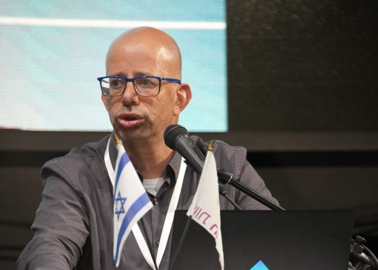 אמיר שביט יו"ר רשות החשמל צילום יורם בן סימון