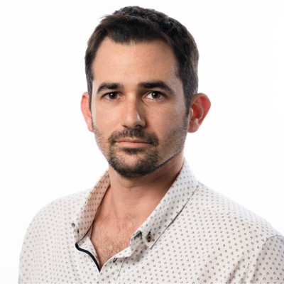 אסף צור צילום מתוך הלינקדין