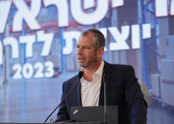בלעדי |לקראת סבב מאבקים נוסף בין משרדי התקשורת והאוצר