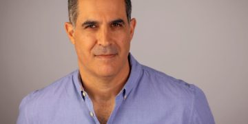 פרסום ראשון |אורן מרון יחליף את מיקי ברקן כמנהל אגף ציוד קצה בפלאפון