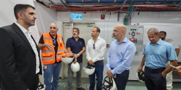בלעדי |ראשי בזק בפגישה עם קרעי בניסיון אחרון להימנע מהתערבות במחירים הסיטונאיים