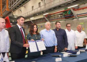 סוף לניתוקים ברכבת? מהלך חדש שצפוי לקדם קליטה סלולרית רציפה לנוסעים