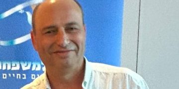 בלעדי |לאחר 20 שנה בתפקיד סמנכ"ל תפעול אייל קמיל פורש מבזק