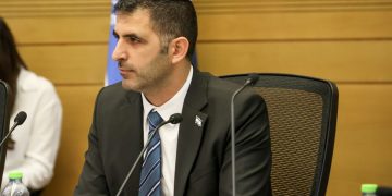 משרדי האוצר והתקשורת סיכמו: תשתיות התחבורה ייפתחו להקמת אתרי סלולר במחיר מפוקח