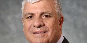 למה הוט מובייל העדיפה את דלק ישראל – ודאות רגולטורית על פני מחיר שיא