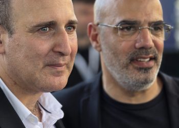 בלעדי |בזק ופרטנר מתנגדות להוראות המגבילות אותן בהרחבת ההתקשרות ביניהן בעסקאות סיבים