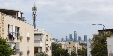 אחרי ההידרדרות במדדי אוקלה: המשרד בדרך להציב רף לרשתות הסלולר