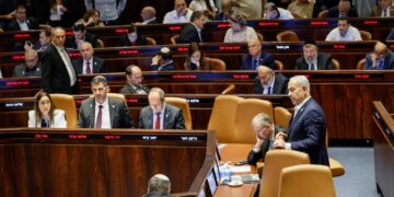חוק התקשורת עבר בכנסת – ותוך זמן קצר הגיע לבג"ץ
