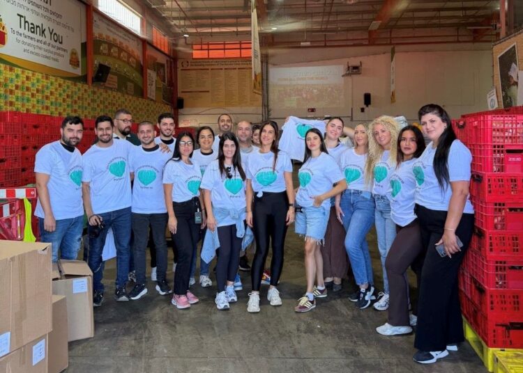 התנדבות עובדי פרטנר לקט ישראל צילום יחסי ציבור