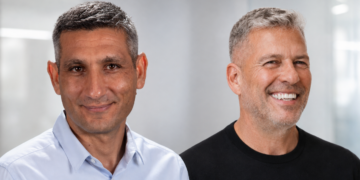 בלעדי |אחרי חמש שנים: אודי עטר עוזב את תקשוב, גלעד רבינוביץ בדרך לכיסא המנכ"ל