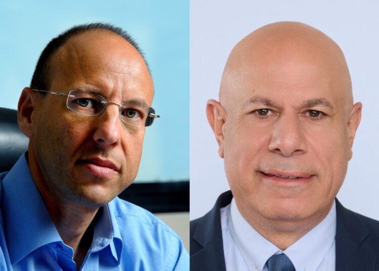 מימין יו"ר חח"י דורון ארבלי צילום דוברות החברה, ומשמאל גיל שרון יו"ר דירקטוריון IBC צילום אייל יצהר
